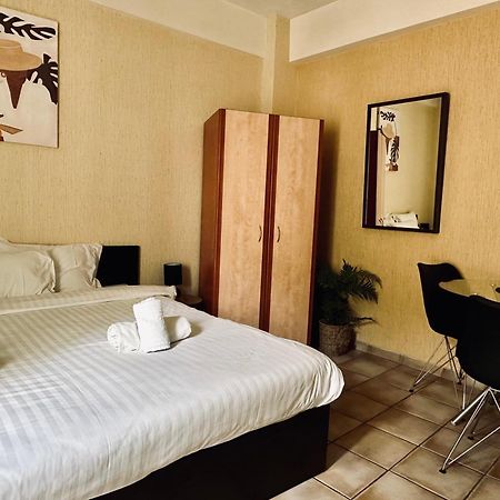 Cozy Apartments Mc Queen Athen Exterior foto